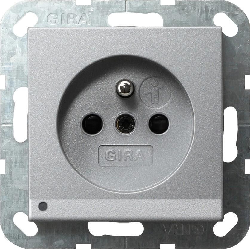 i-gira-gniazdo-pojedyncze-z-uziemieniem-przeslonami-i-lampka-led-aluminiowy-system-55-117226